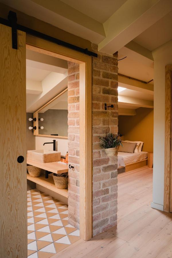 Hotel-masia Farres El Bruc